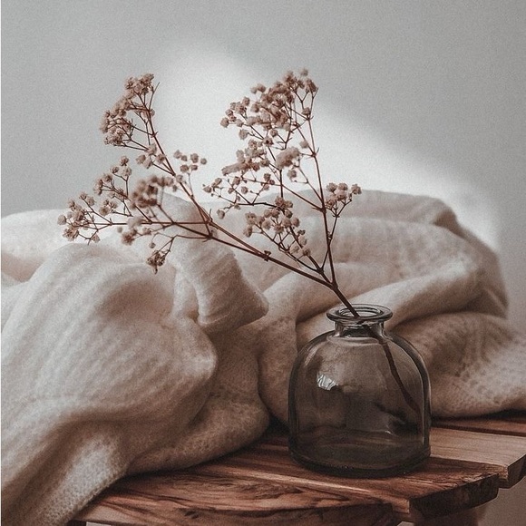 Meet your Posher, Allie - Picture 1 of 2